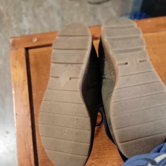 Women's Green/Brown Boots - Picture 6 of 6